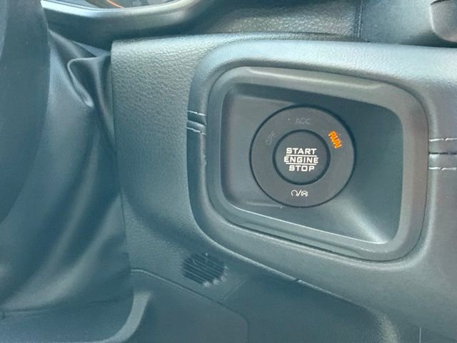 Used 2026 Jeep Wrangler Unlimited Rubicon AWD/4WD image 24