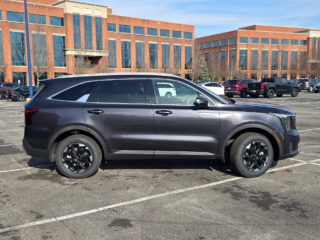 New 2026 Kia Sorento S AWD/4WD image 17