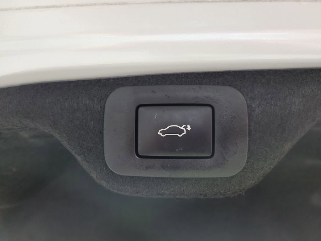 Used 2024 Lexus ES 300h w/ Premium Package FWD image 16