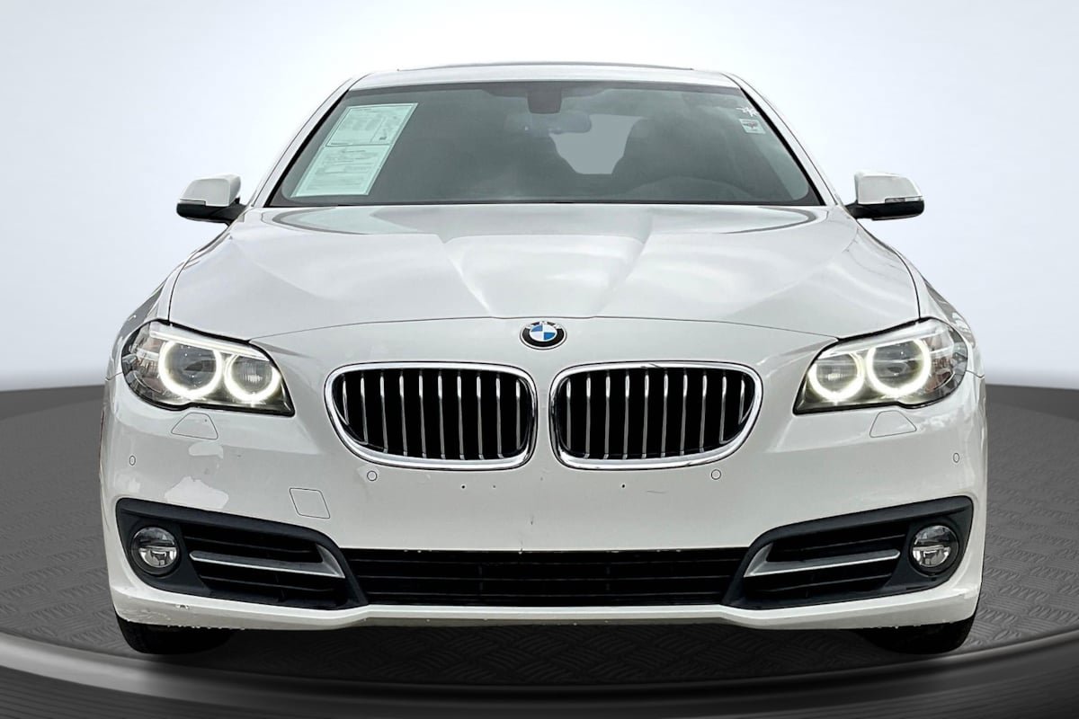 Used 2016 BMW 535i Sedan RWD image 3