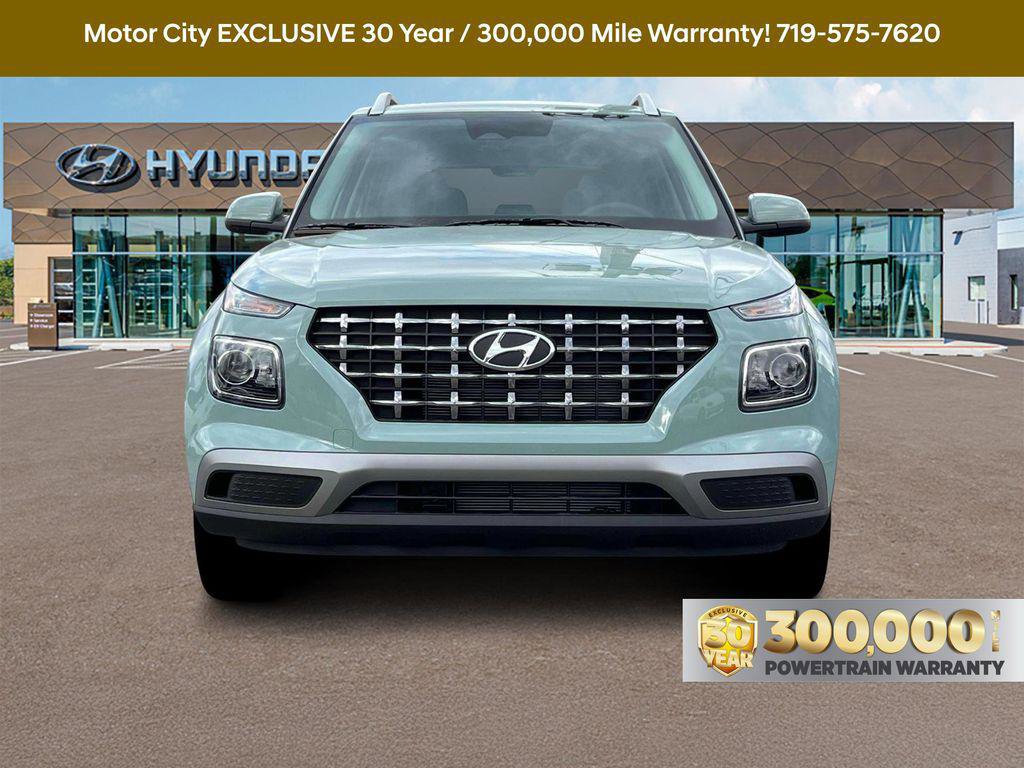 New 2025 Hyundai Venue SEL image 2