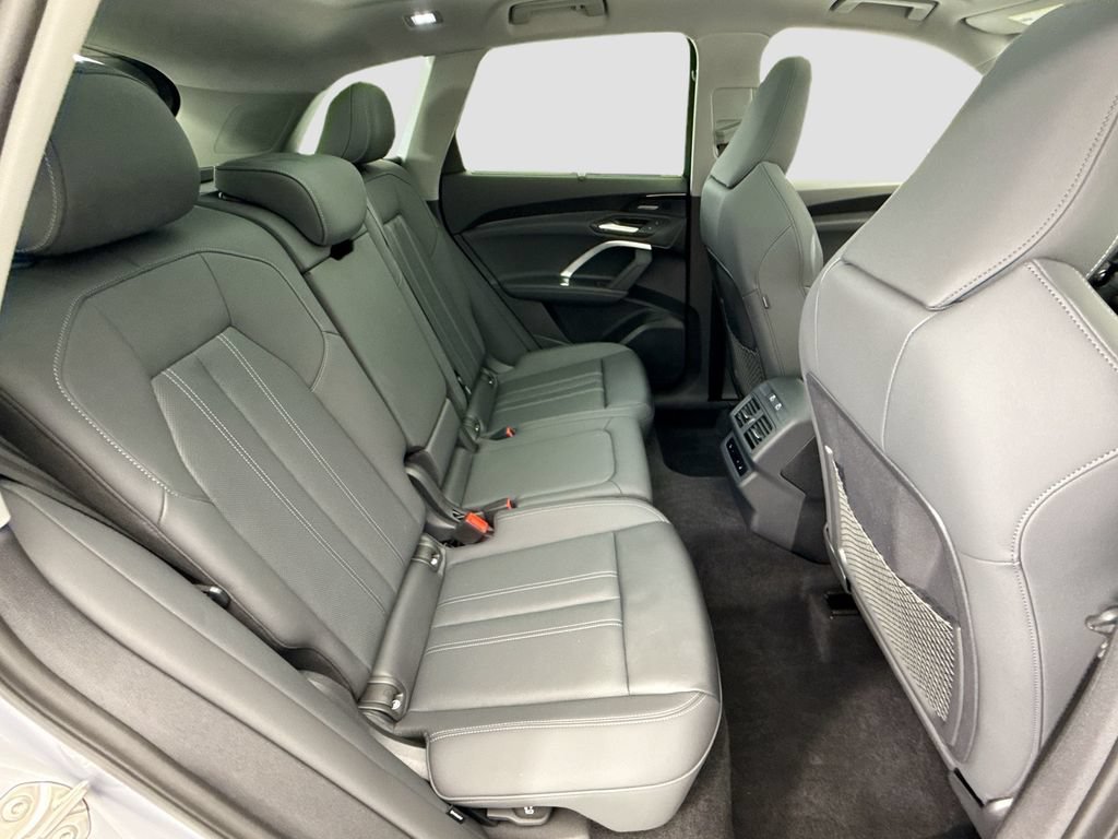 Used 2025 Audi Q5 Prestige AWD/4WD image 21