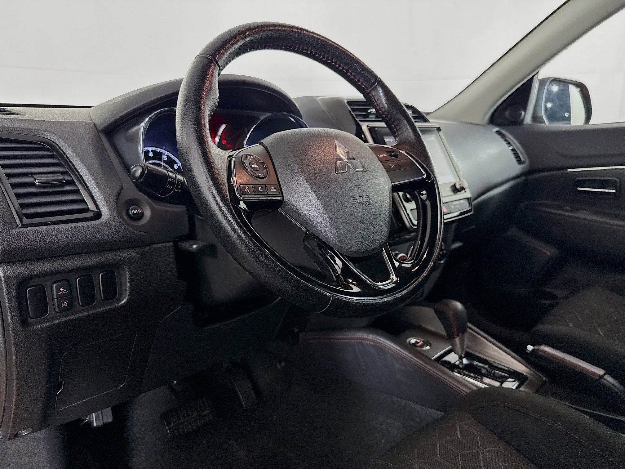 Used 2024 Mitsubishi Outlander Sport ES image 21