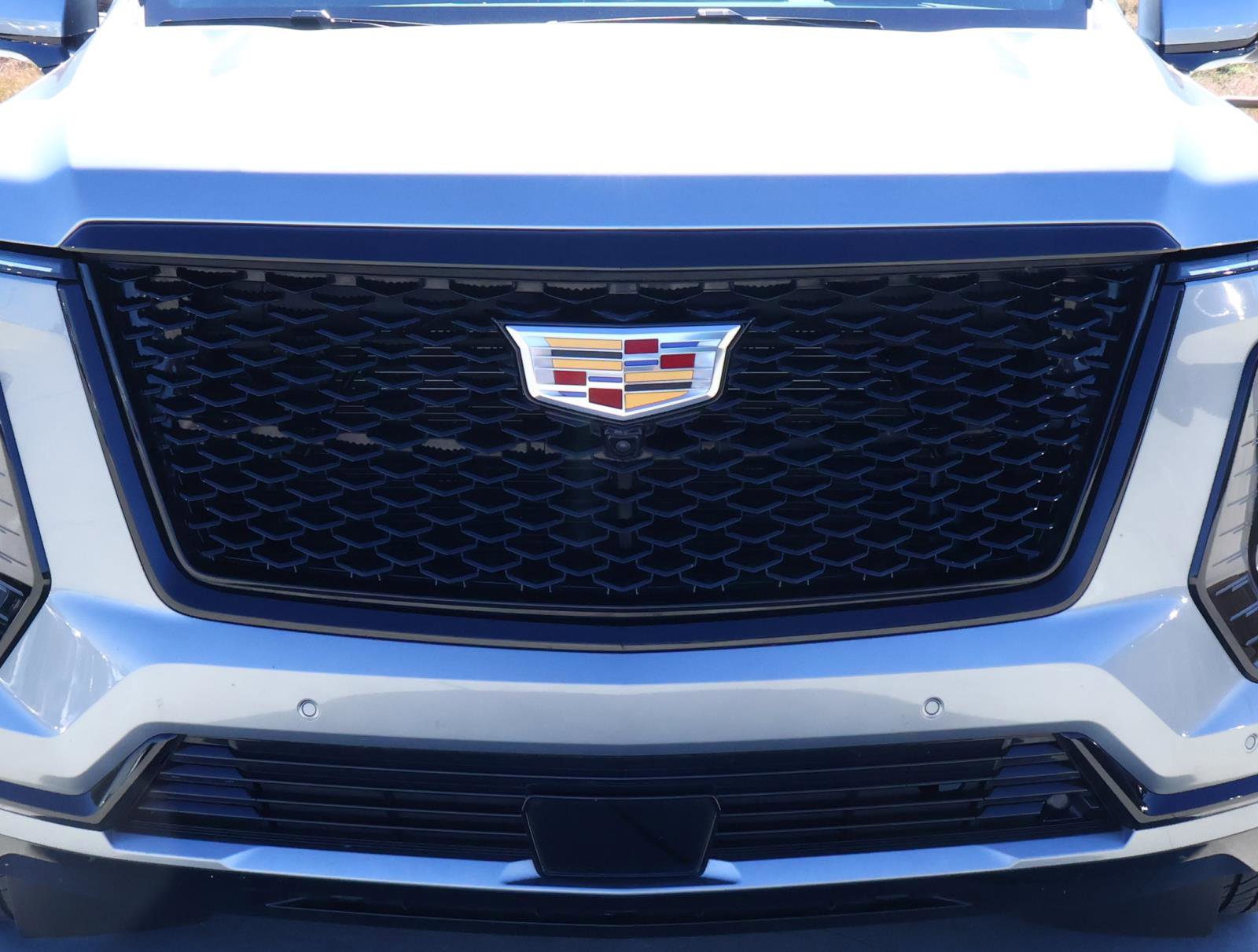 Used 2025 Cadillac Escalade ESV Sport Platinum w/ LPO, Floor Liner Package image 8