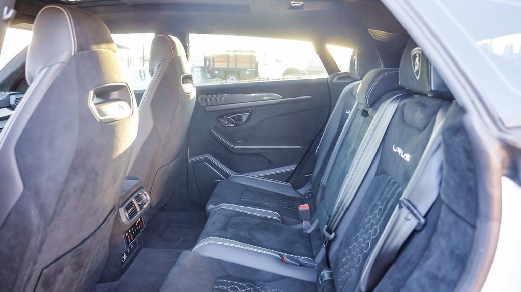 Used 2023 Lamborghini Urus Performante image 20