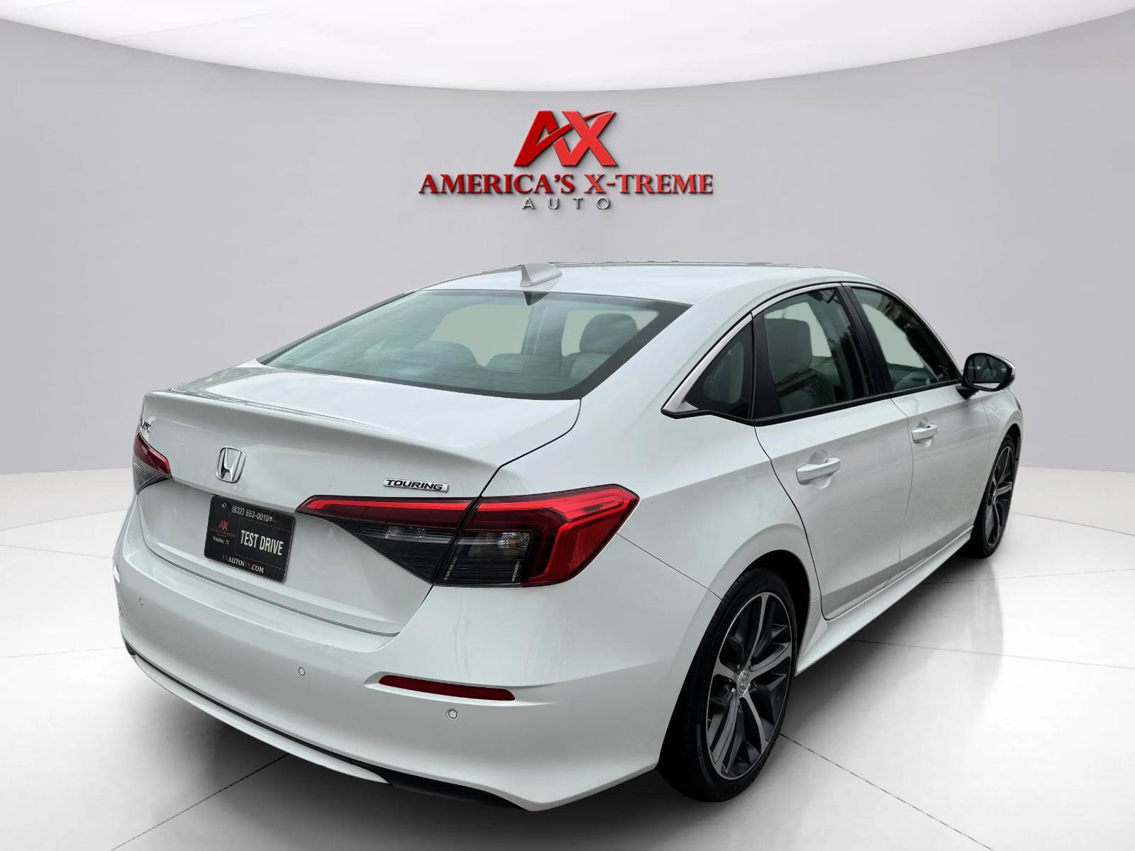 Used 2024 Honda Civic Touring image 6
