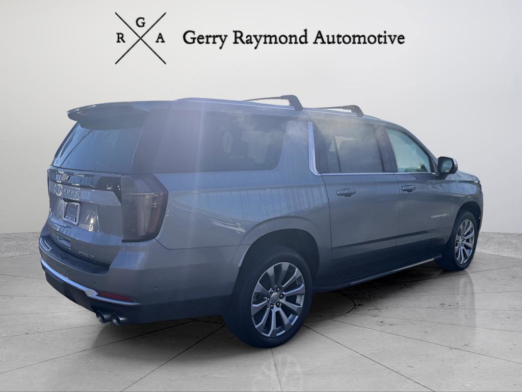New 2026 Chevrolet Suburban Premier image 6
