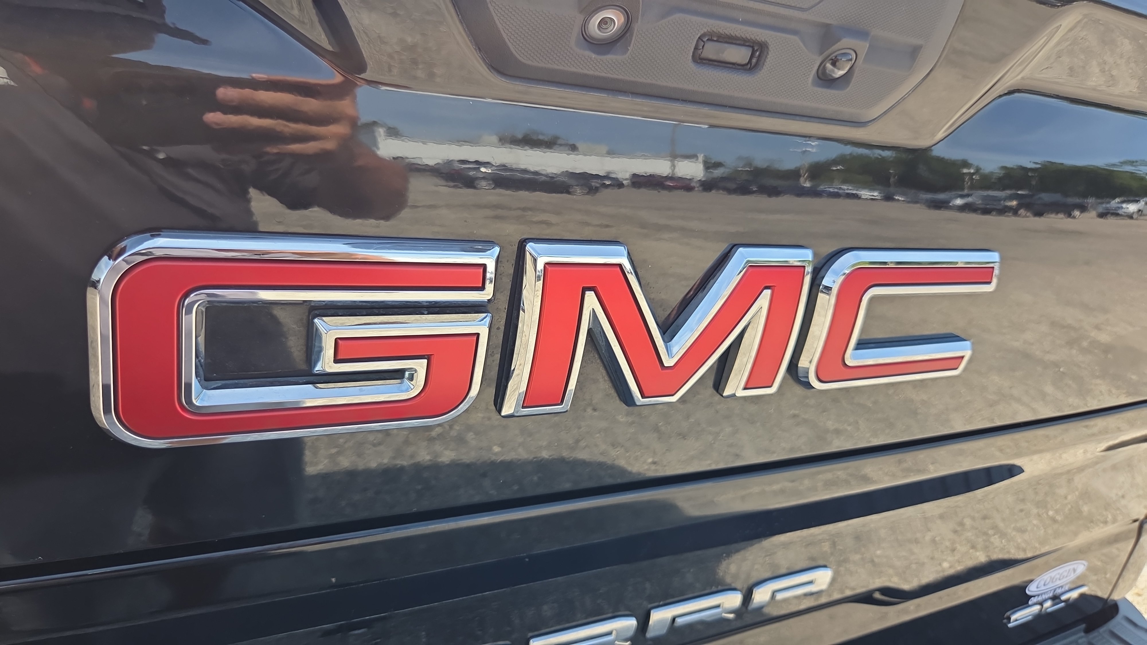 Used 2022 GMC Sierra 1500 SLT w/ SLT Premium Plus Package RWD image 15