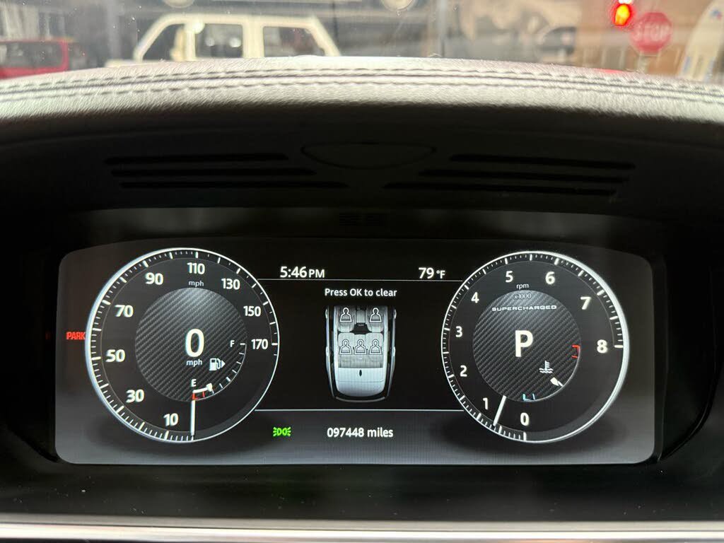 Used 2017 Land Rover Range Rover Supercharged AWD/4WD image 13