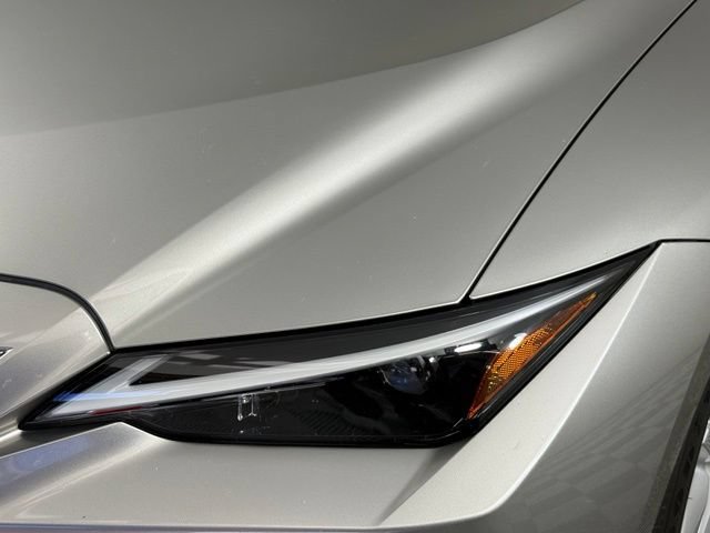 Used 2021 Lexus IS 300 w/ Accessory Package RWD image 12