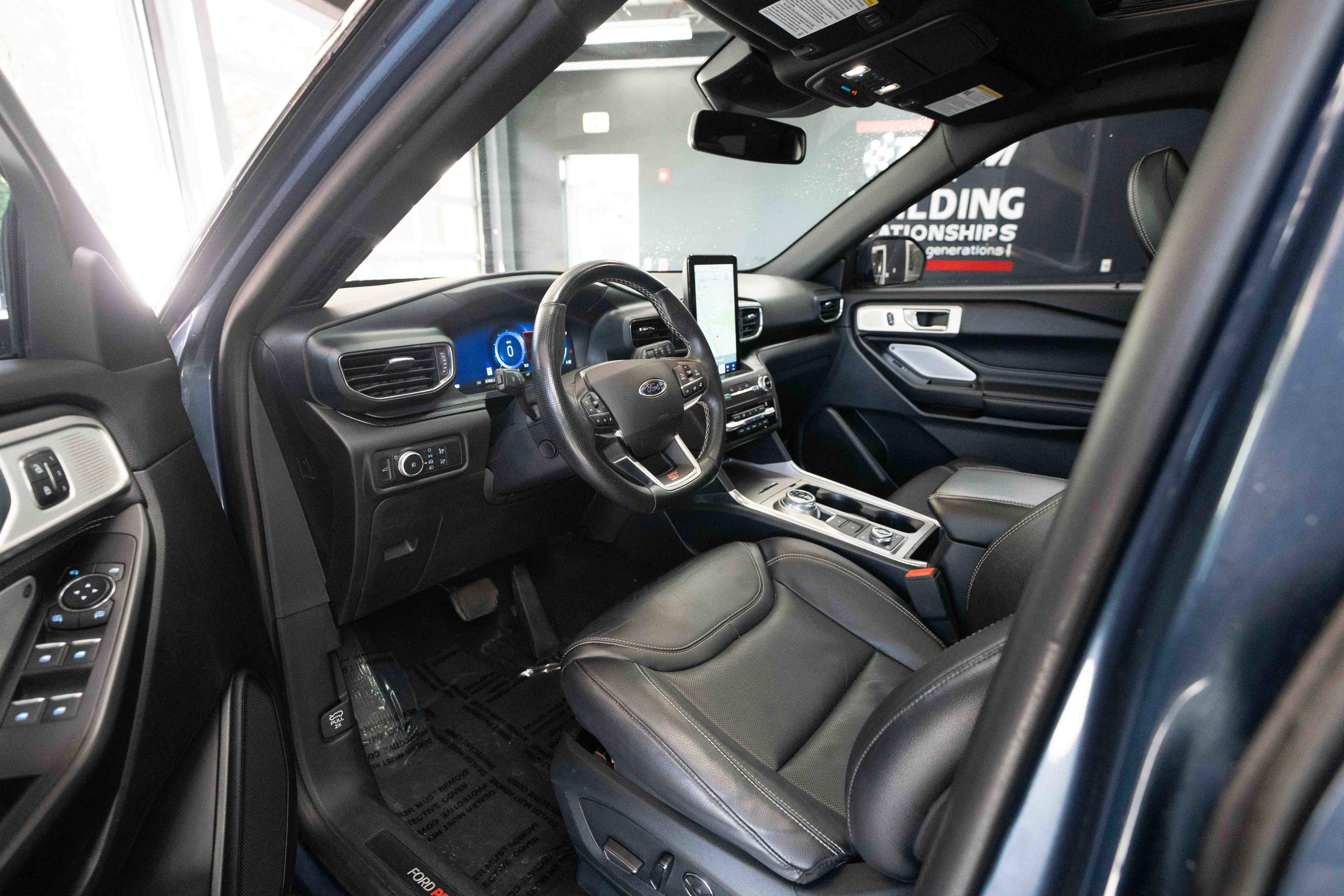Used 2020 Ford Explorer ST w/ ST Street Pack AWD/4WD image 8