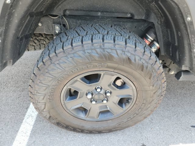 Used 2021 Jeep Gladiator Mojave w/ Trailer Tow Package AWD/4WD image 12