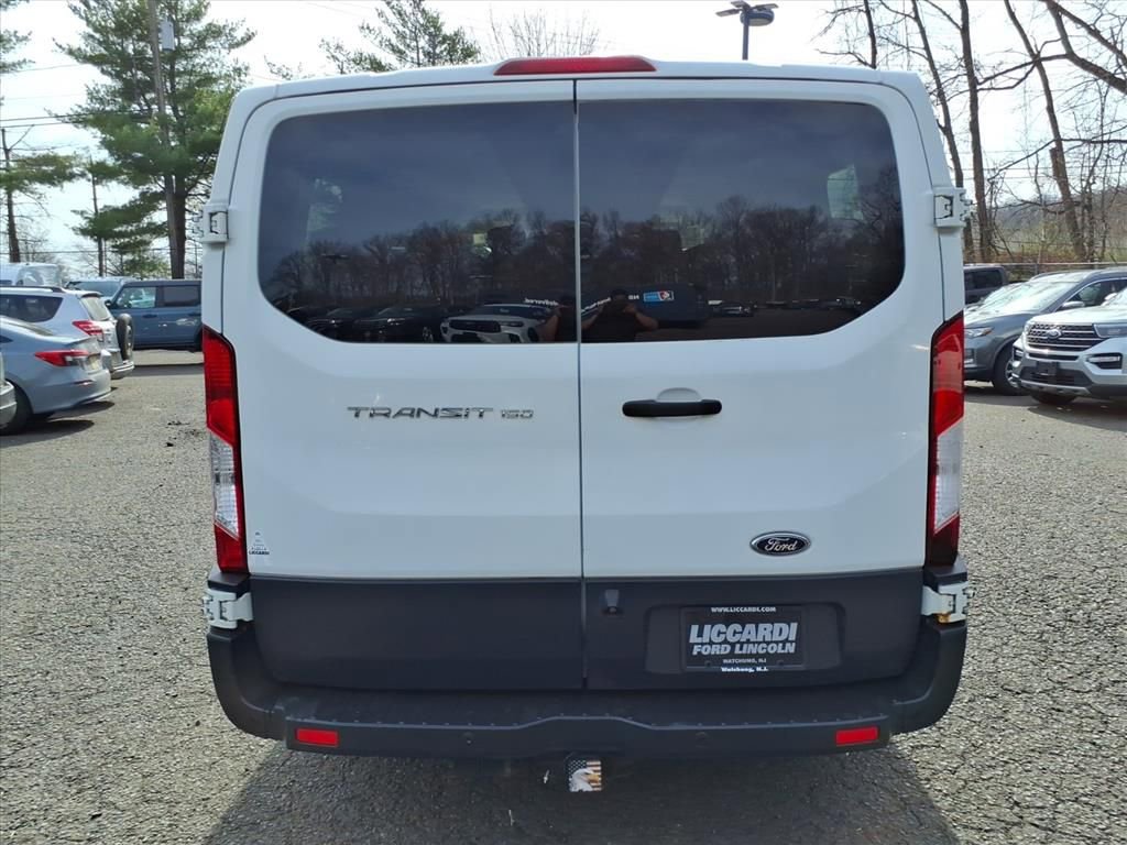 Used 2017 Ford Transit 150 XLT image 5