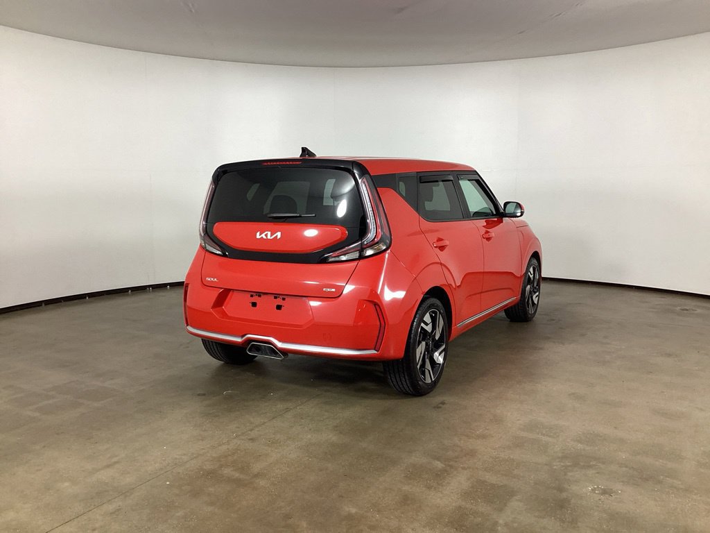 Used 2024 Kia Soul GT-Line w/ GT-Line Technology Package FWD image 5