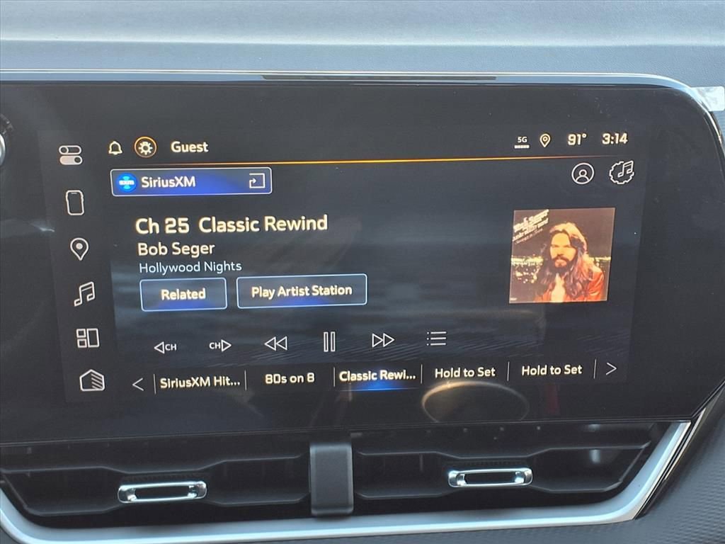 New 2026 Chevrolet Equinox LT image 13