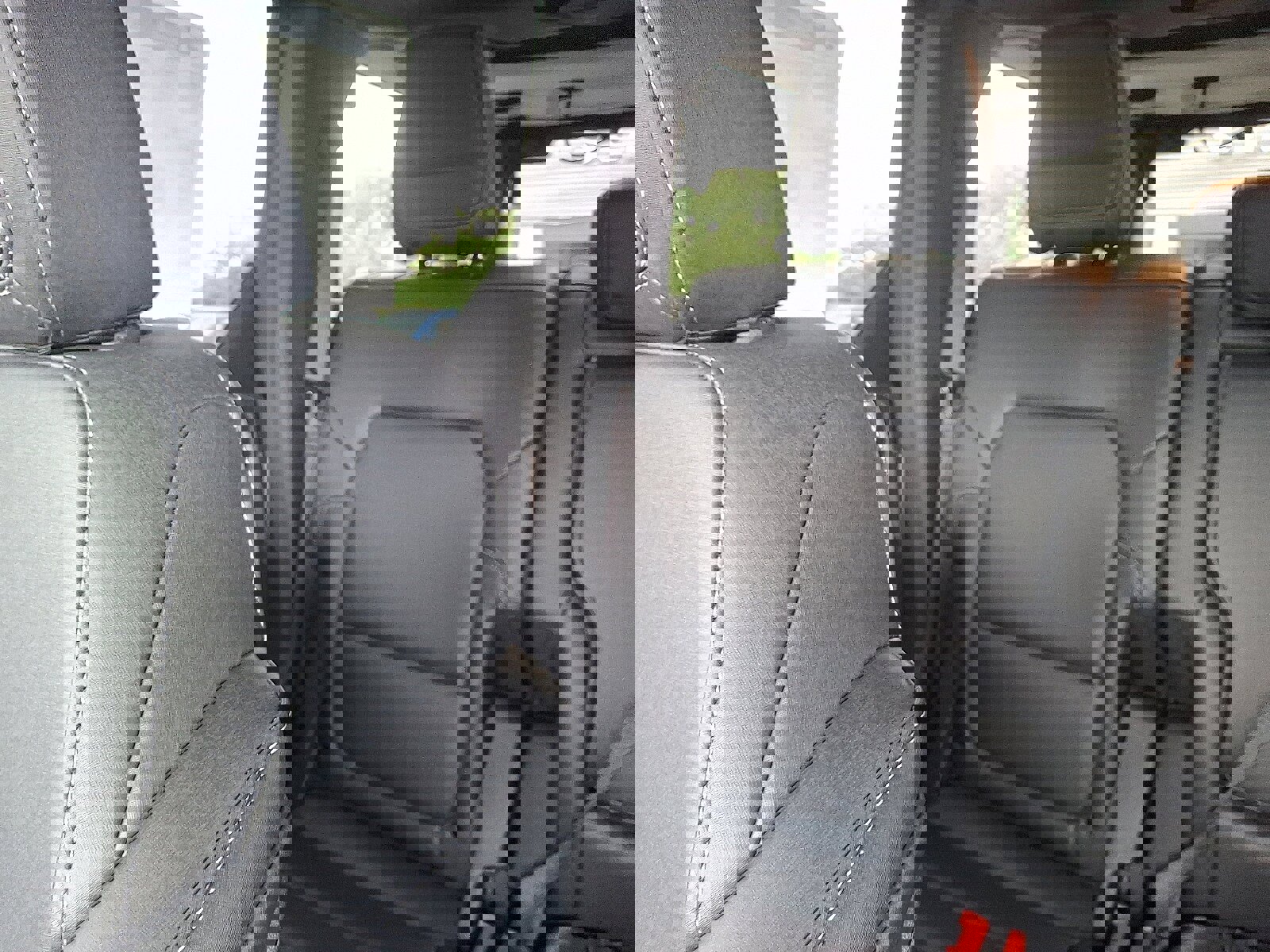 New 2025 Ford Bronco Badlands image 19