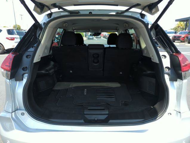 Certified 2020 Nissan Rogue SV AWD/4WD image 19