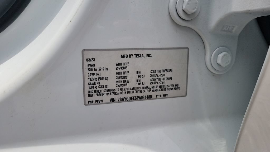 Used 2023 Tesla Model Y Long Range AWD/4WD image 28