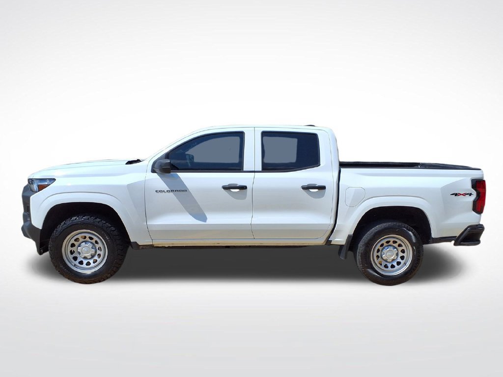 Used 2025 Chevrolet Colorado W/T w/ Advanced Trailering Package AWD/4WD image 12