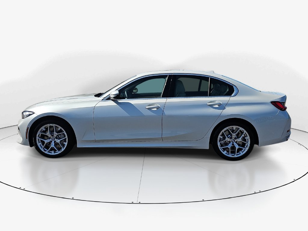Used 2026 BMW 330i Sedan RWD image 10