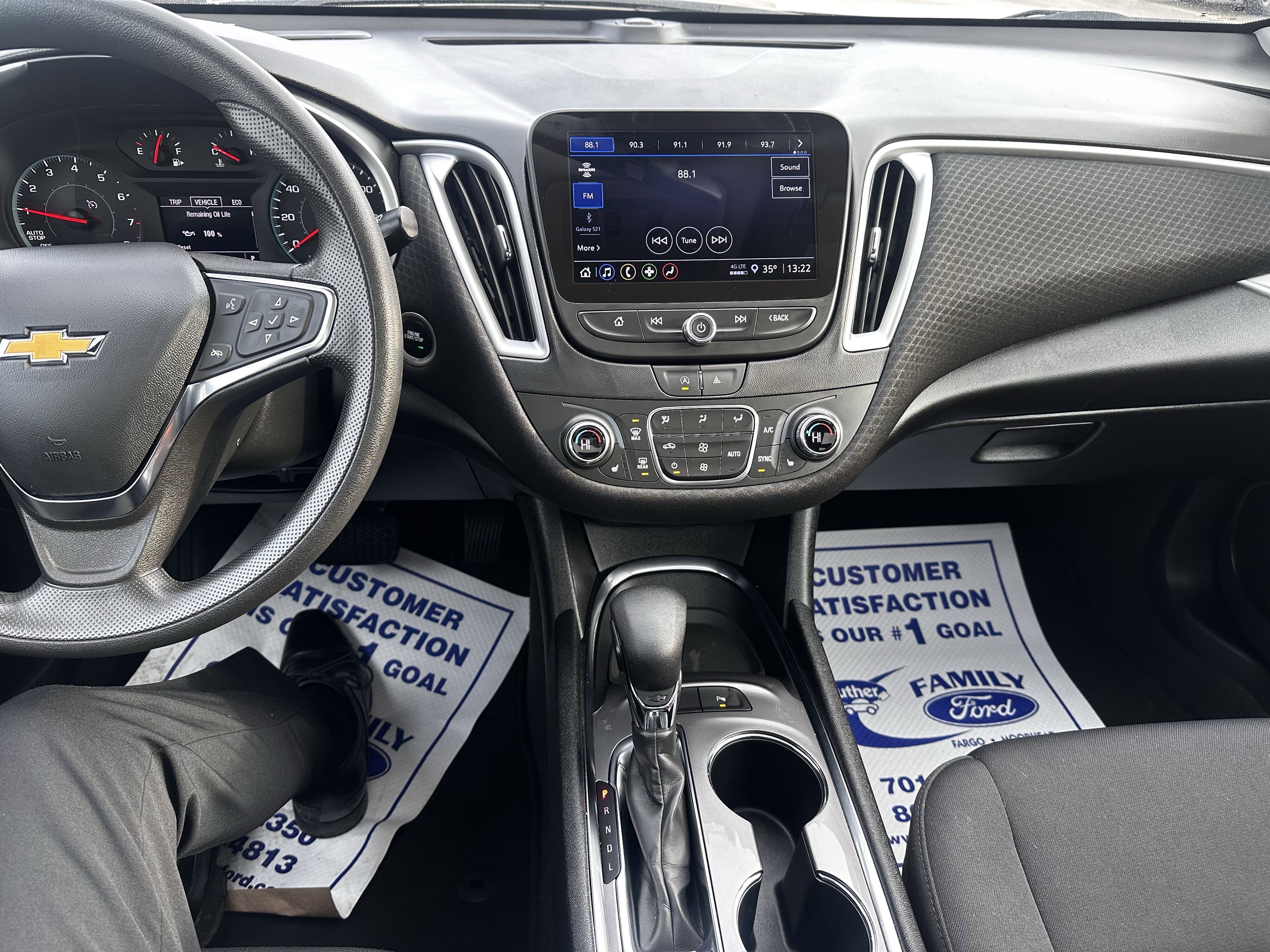 Used 2024 Chevrolet Malibu LT image 10