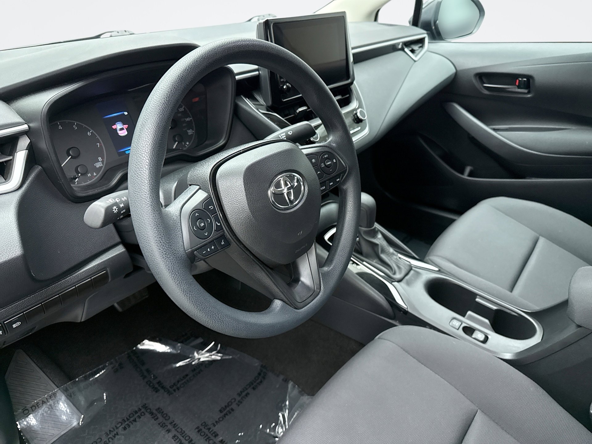 Used 2024 Toyota Corolla LE FWD image 10