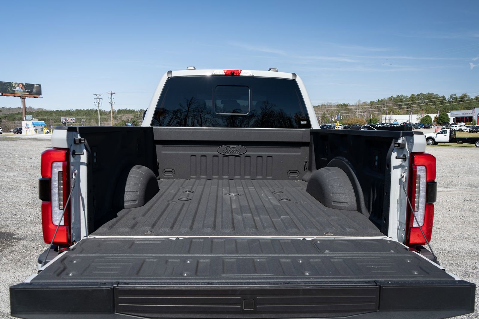 Used 2025 Ford F250 Platinum image 21