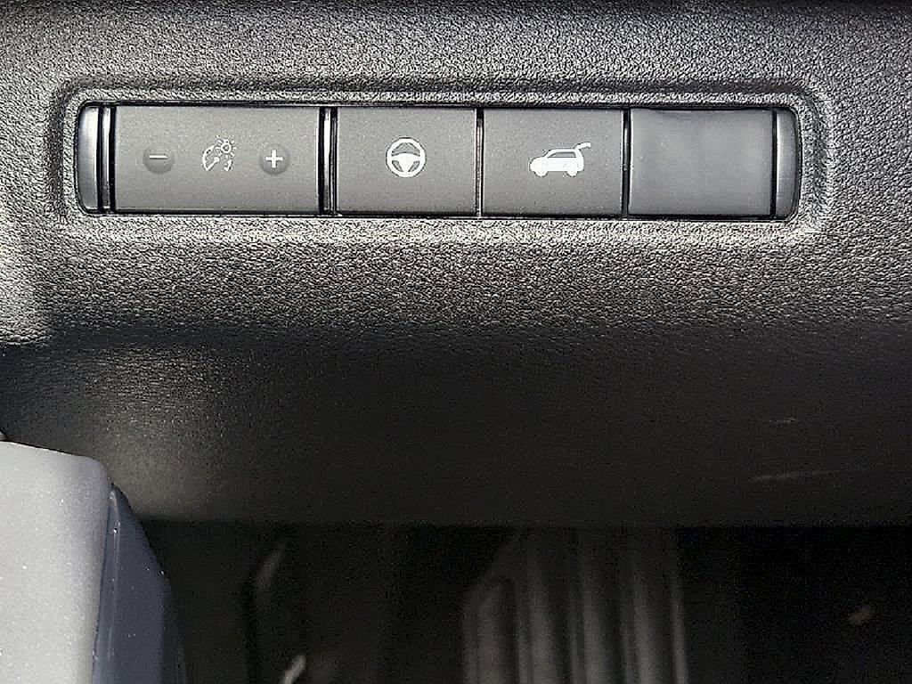 New 2026 Nissan Pathfinder SV FWD image 26