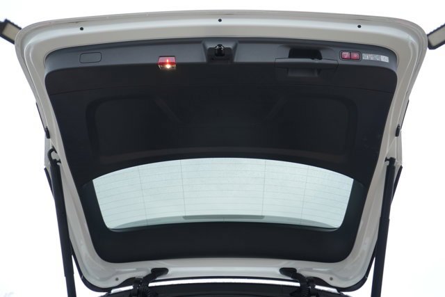 Certified 2025 Mercedes-Benz GLE 450e 4MATIC image 19