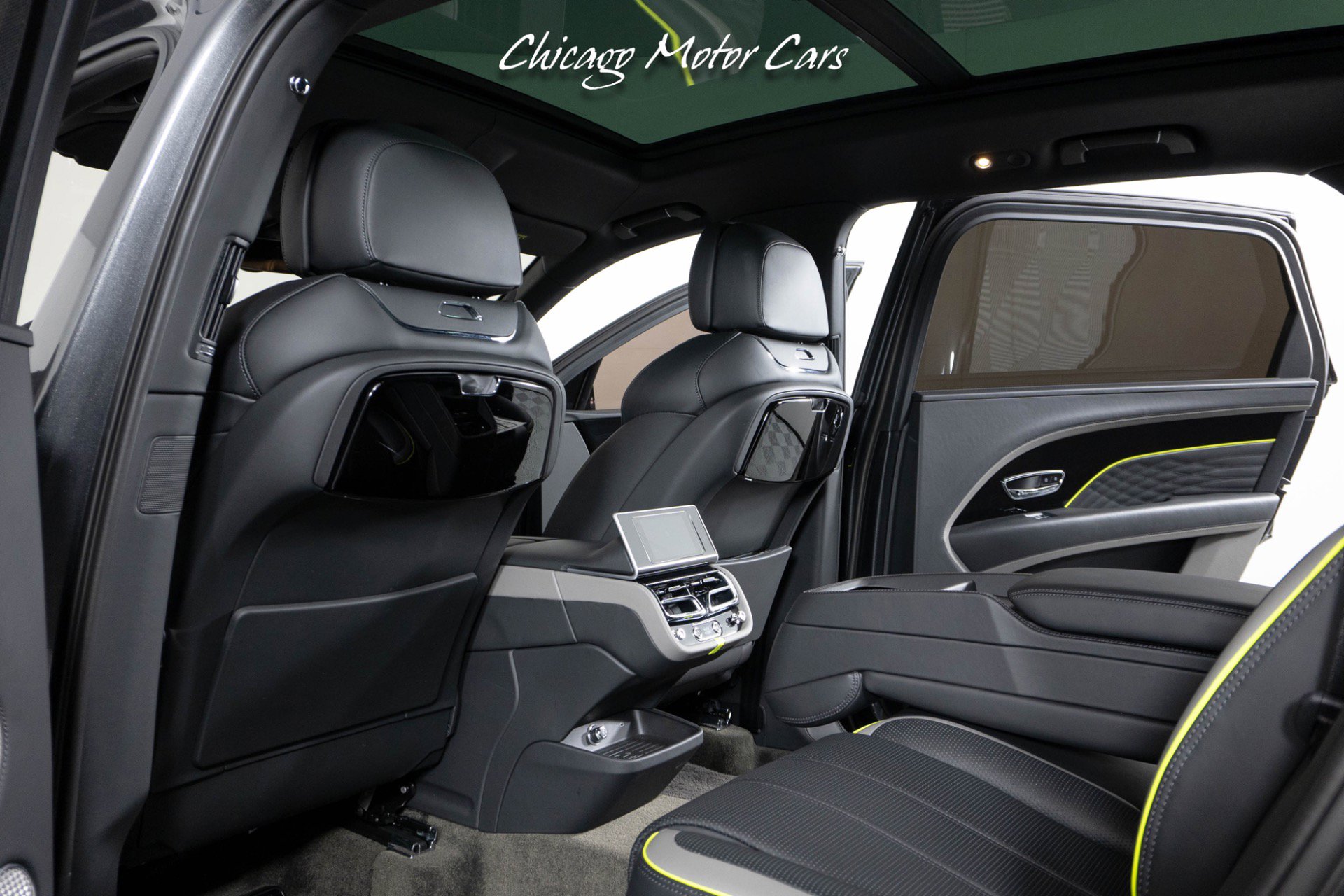 Used 2023 Bentley Bentayga Extended Wheelbase image 72