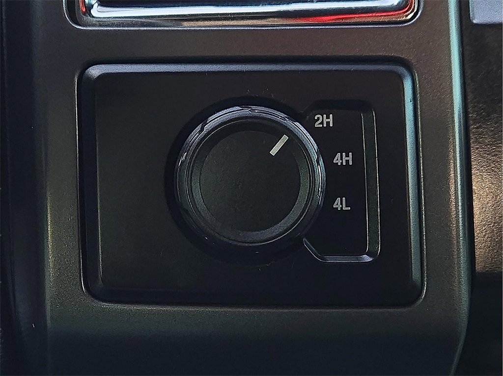 Used 2016 Ford F150 XLT w/ Equipment Group 302A Luxury image 15