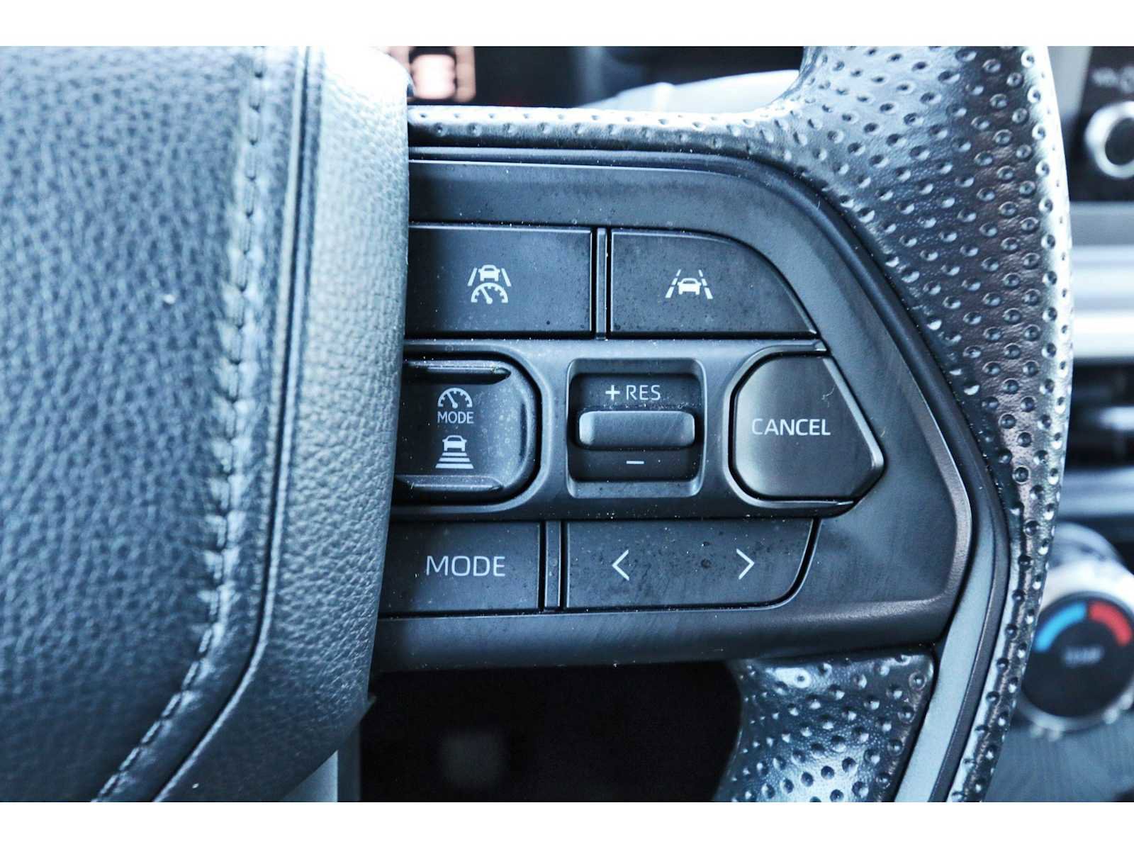 Used 2025 Toyota Tacoma SR image 16