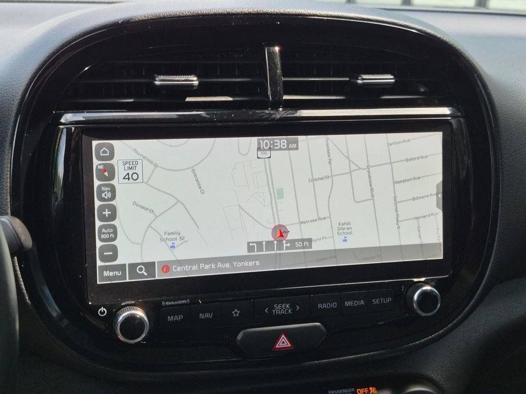 Certified 2023 Kia Soul EX FWD image 16