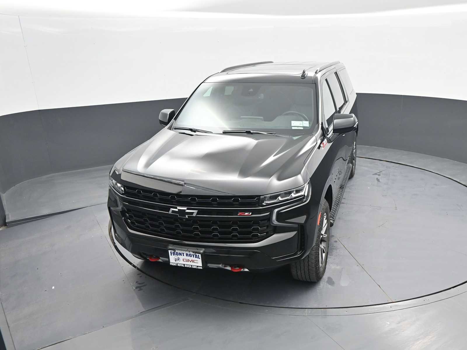 Used 2024 Chevrolet Suburban Z71 w/ Luxury Package image 29