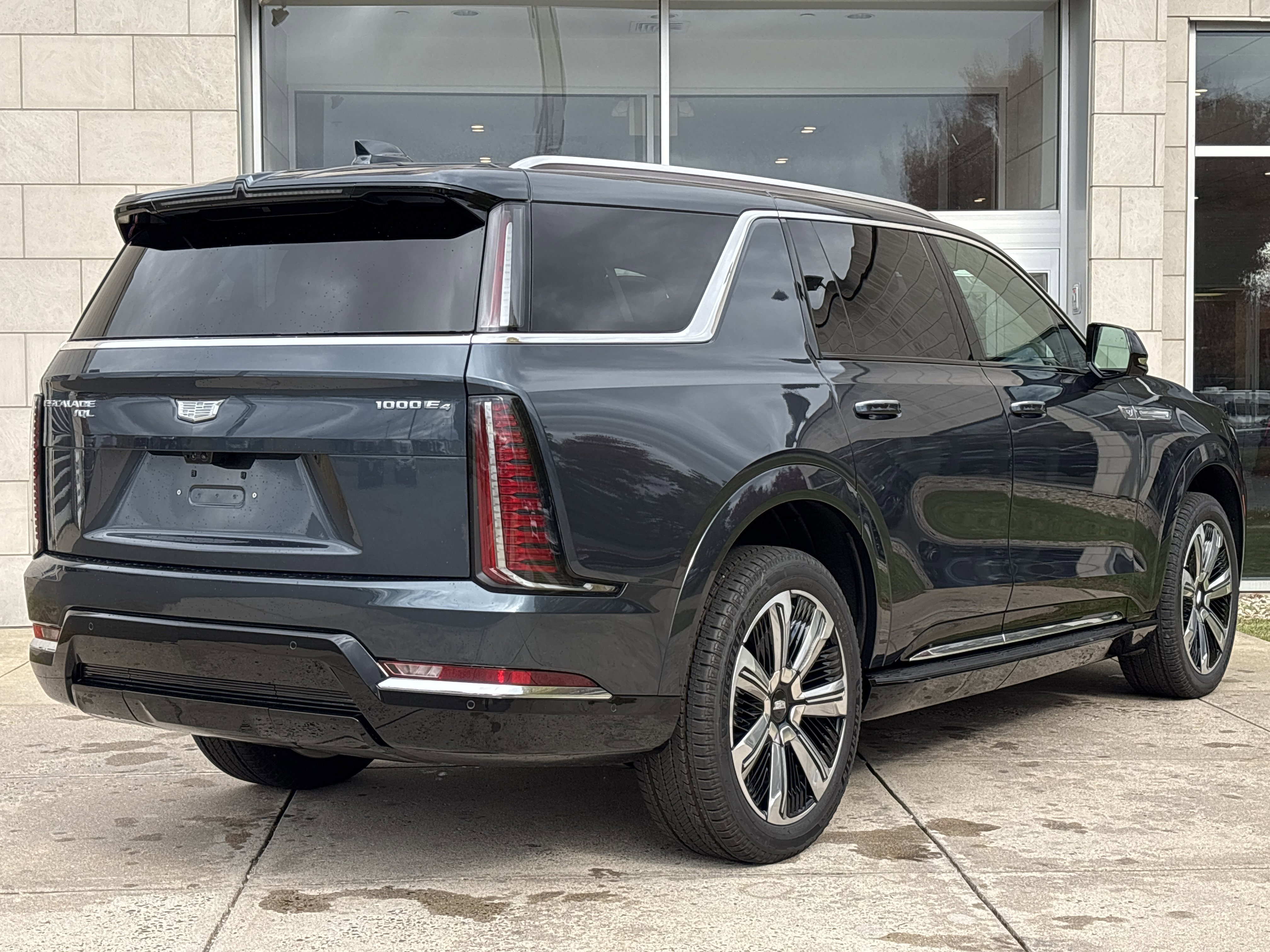 New 2026 Cadillac Escalade IQL Luxury image 5
