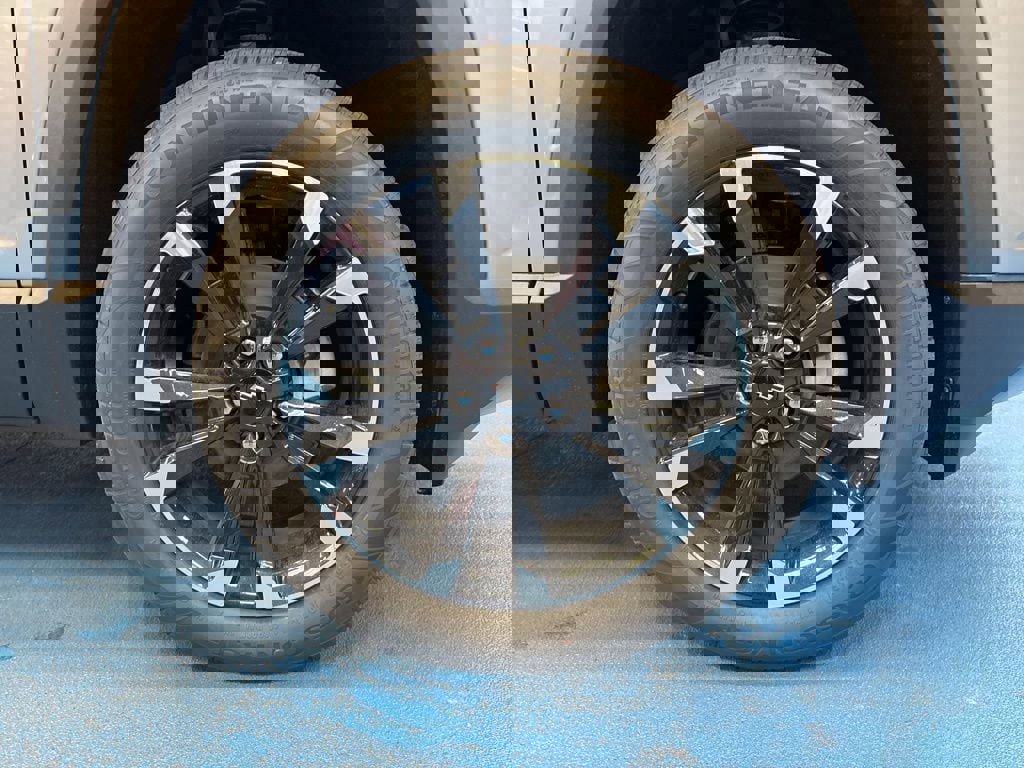 New 2026 Chevrolet Equinox RS w/ Convenience Package III image 3