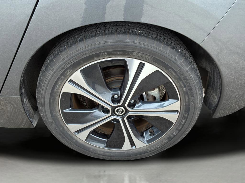 Used 2020 Nissan Leaf SV w/ SV Technology Package image 39