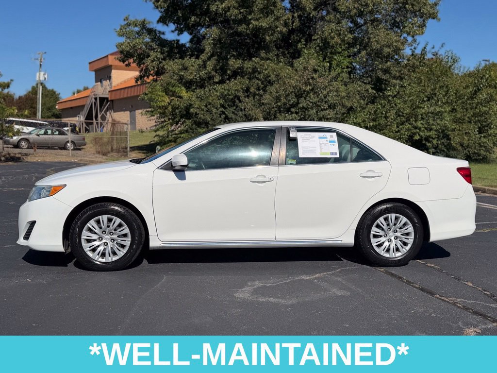 Used 2014 Toyota Camry LE FWD image 4