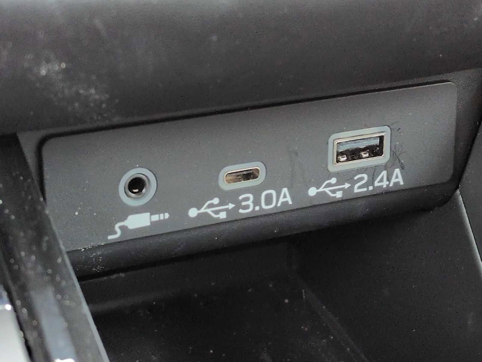 Certified 2025 Subaru Legacy Premium image 29