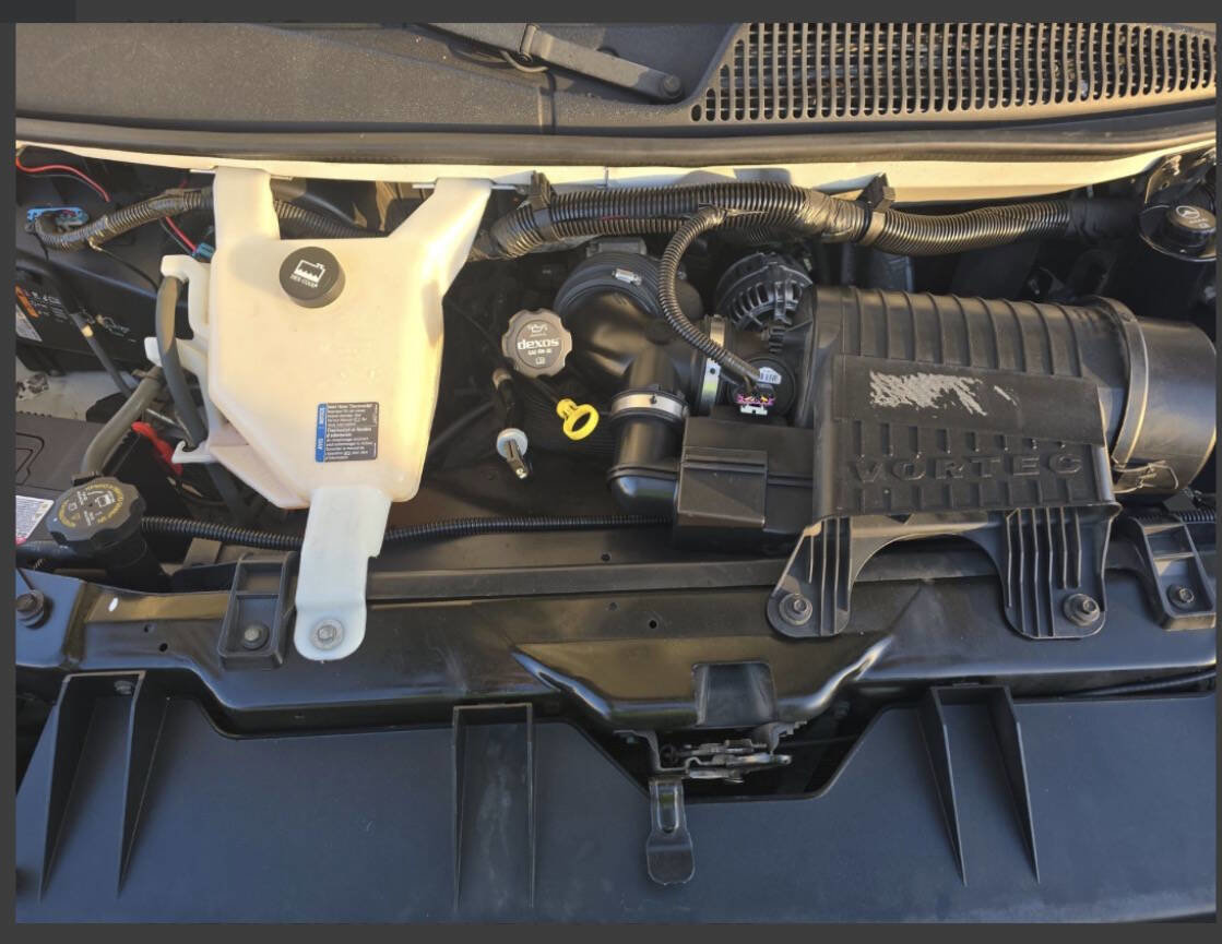 Used 2013 Chevrolet Express 2500 LT w/ LT Preferred Equipment Group image 8