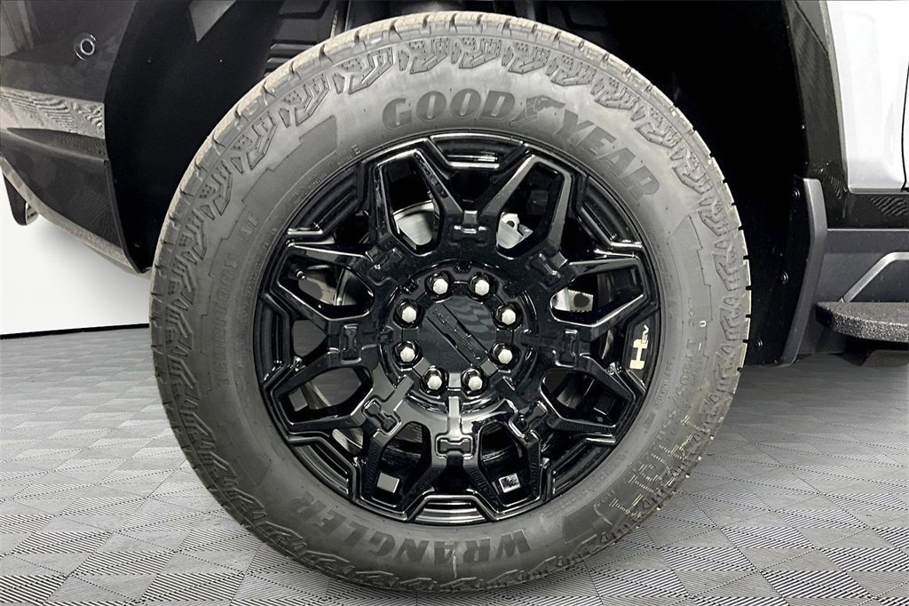 New 2026 GMC Hummer EV SUV image 12