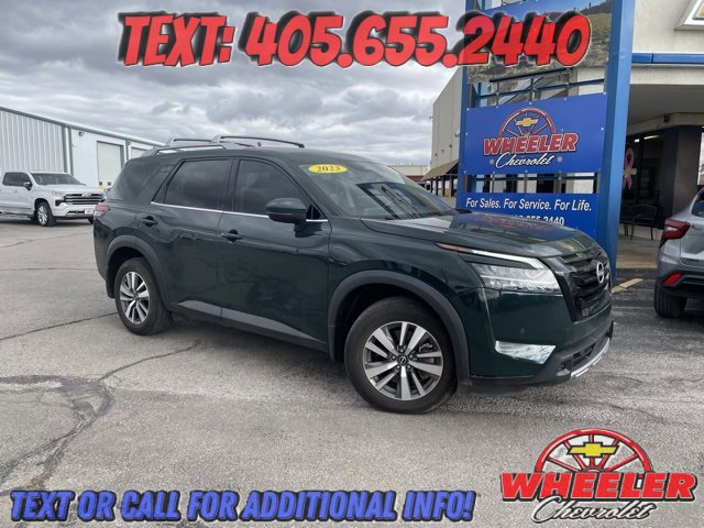 Used 2023 Nissan Pathfinder SL w/ Black Appearance Package