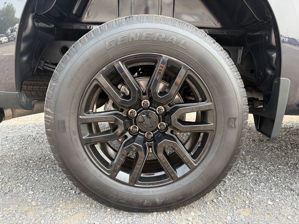 Used 2023 Chevrolet Silverado 1500 RST w/ LPO, Dark Essentials Package AWD/4WD image 21