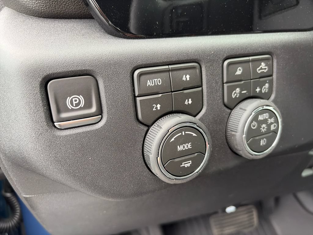 New 2026 Chevrolet Silverado 2500 LT w/ All Star Edition AWD/4WD image 17