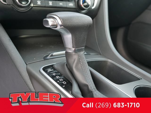 Used 2020 Kia Optima S FWD image 32