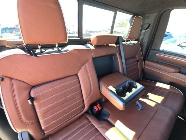 Used 2025 GMC Sierra 2500 Denali Ultimate image 16