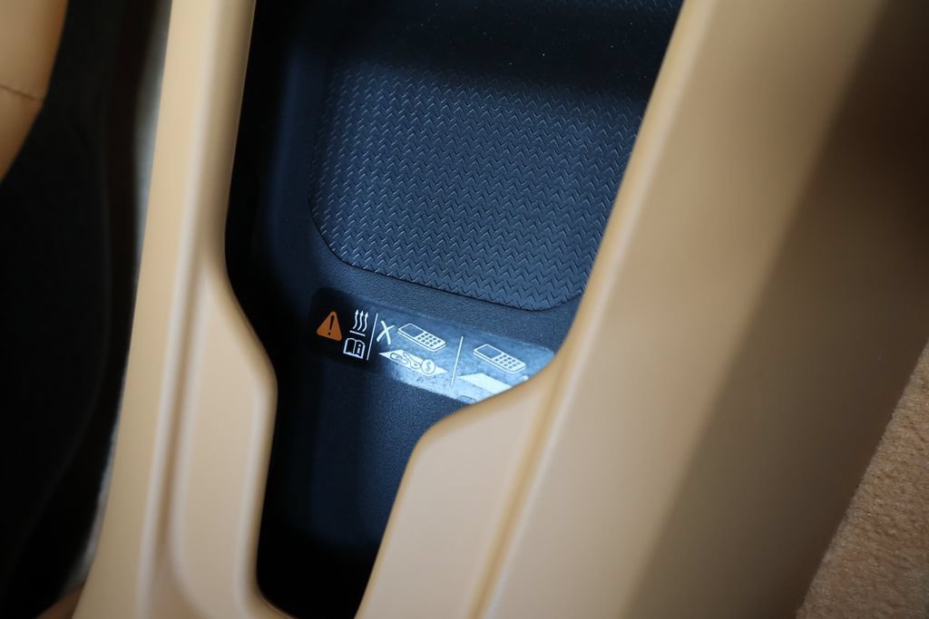 Used 2025 Chevrolet Corvette E-Ray w/ Stealth Interior Trim Package AWD/4WD image 42