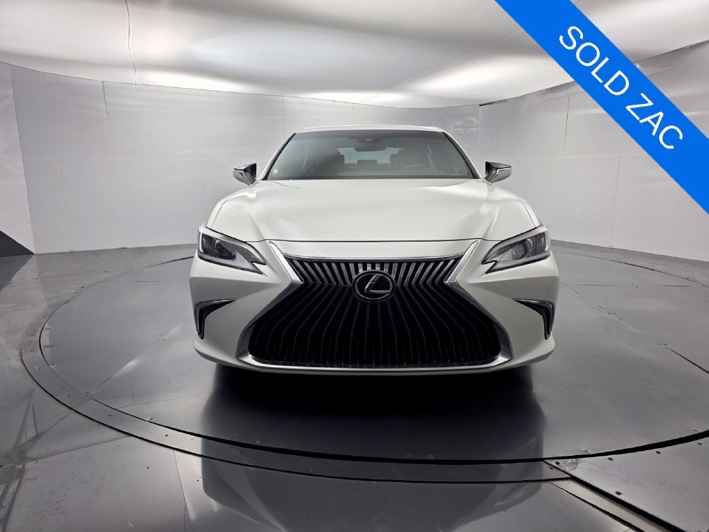Used 2020 Lexus ES 350 w/ Premium Package FWD image 2