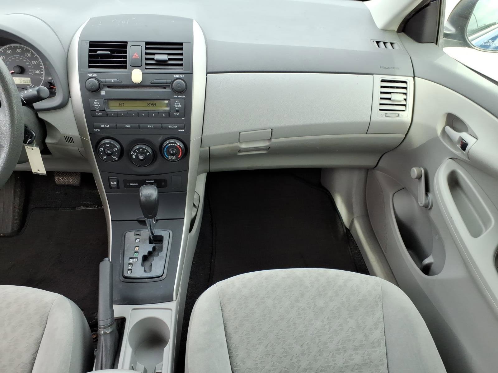 Used 2009 Toyota Corolla image 6