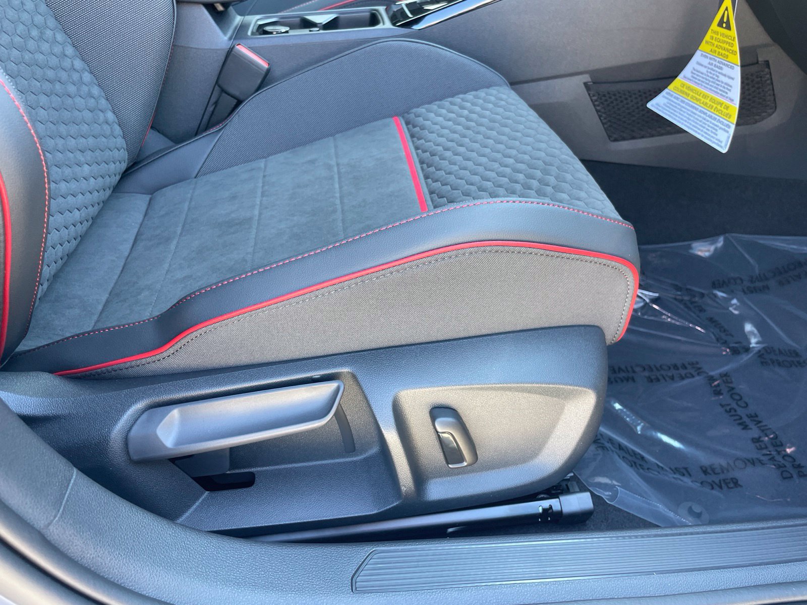 New 2026 Volkswagen GTI SE FWD image 63